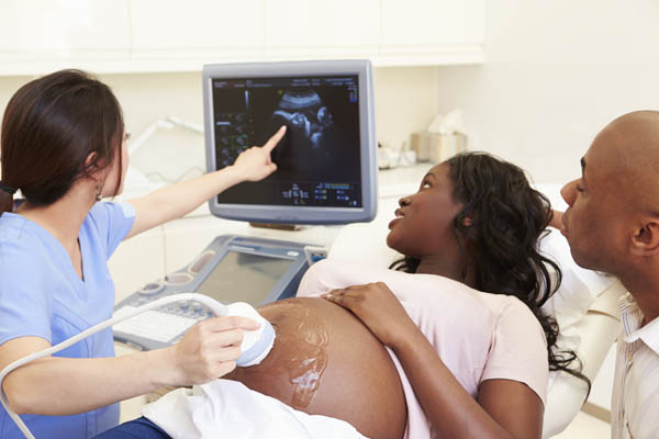 Ultrasound on pregnant woman